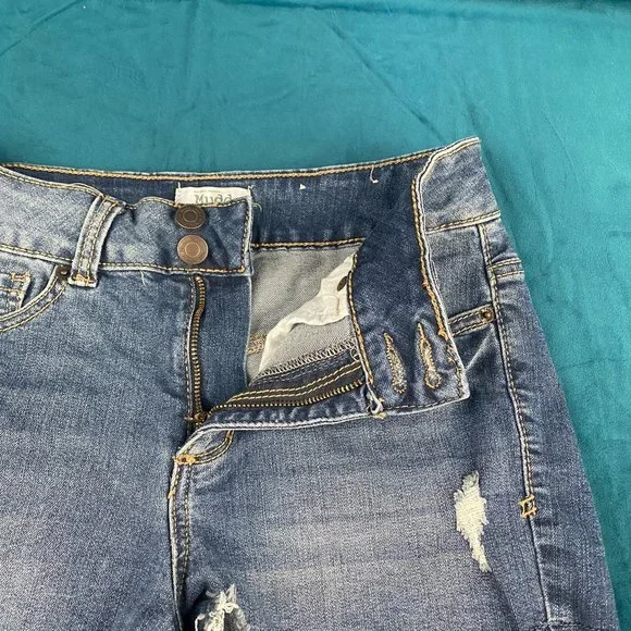 Mudd FLX Stretch 2 Button Distressed Jean Shorts - Picture 5 of 10